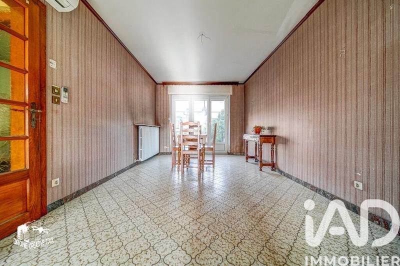 Maison - 111 m² - 7 pièces