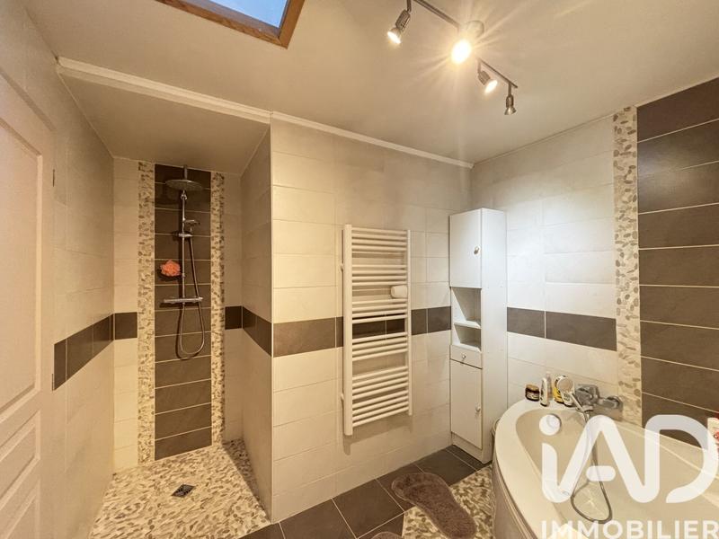 Maison - 136 m² - 5 pièces