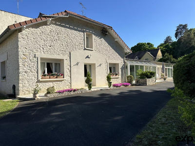 Maison ancienne - 200 m² - 7 pièces