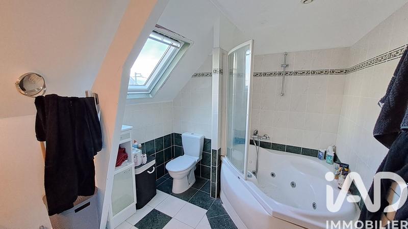 Maison de ville - 211 m² - 9 pièces