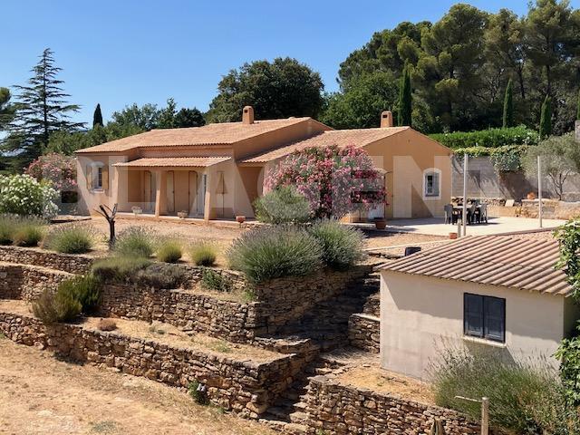 Maison traditionnelle - 150 m² - 5 pièces