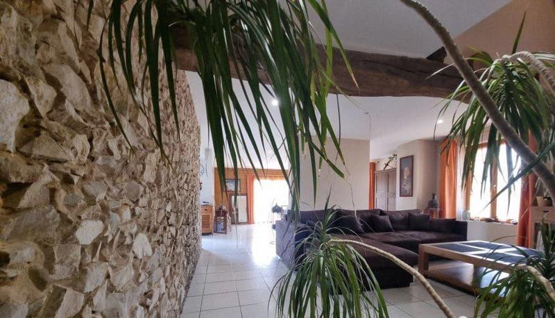 Maison - 150 m² - 4 pièces