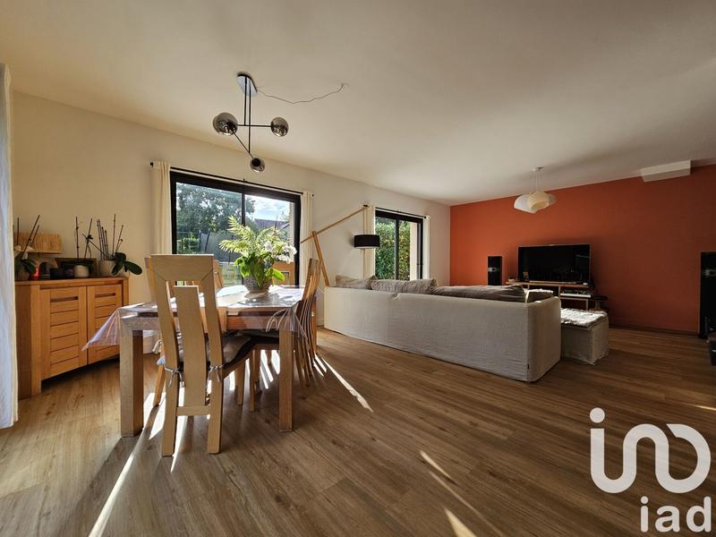 Maison - 200 m² - 7 pièces