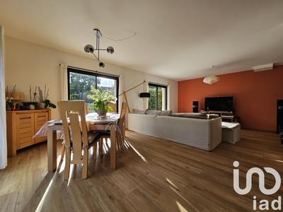 Maison - 200 m² - 7 pièces