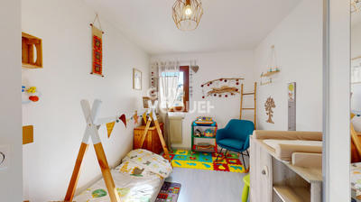 Maison - 123 m² - 5 pièces