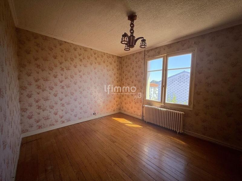 Maison - 145 m² - 7 pièces