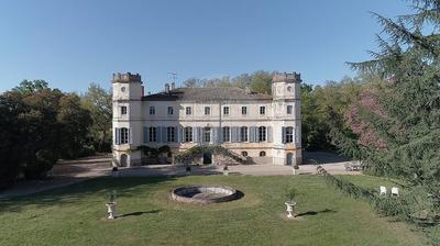 Château - 448 m² - 12 pièces