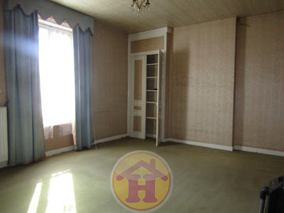 Maison - 166 m² - 5 pièces