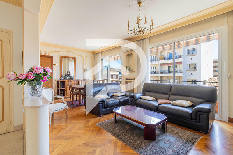 Appartement - 76 m² - 3 pièces