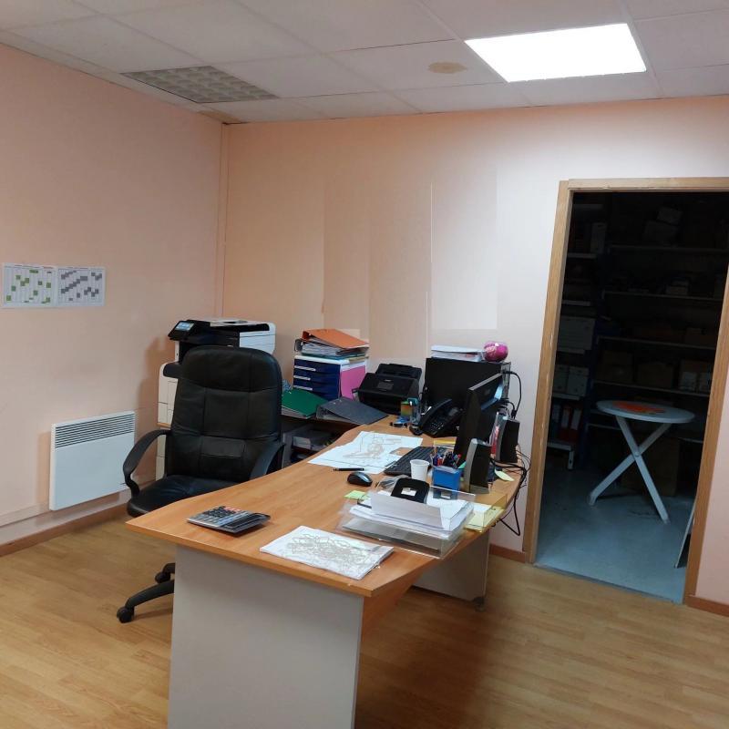 Entrepôt - 1 100 m² - 5 pièces