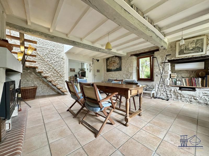 Maison ancienne - 121 m² - 6 pièces