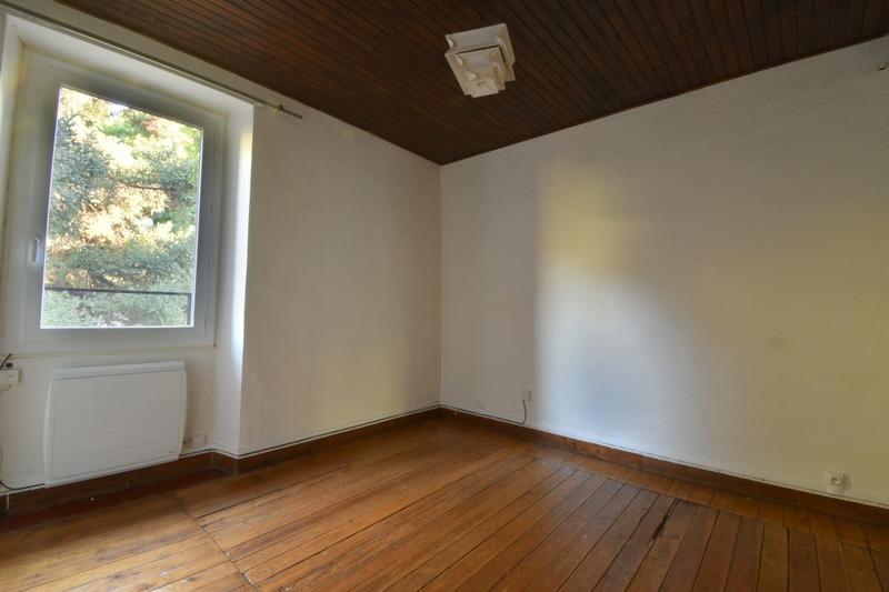 Propriété - 88 m² - 4 pièces