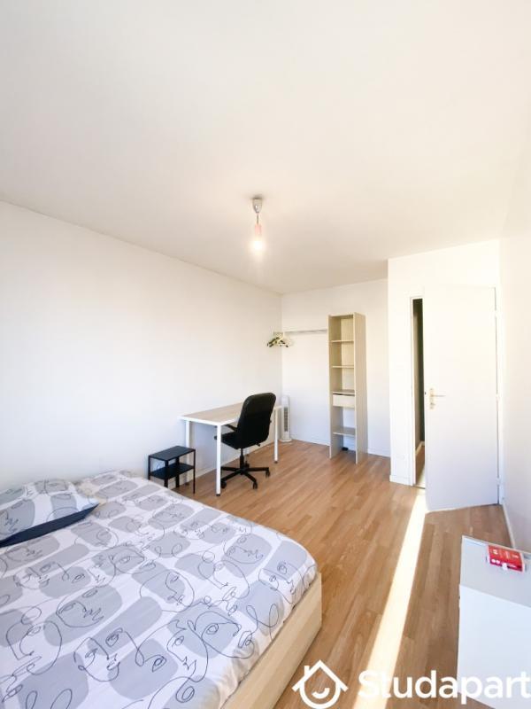 Chambre - 15 m² - 1 pièce