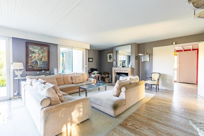 Maison d'architecte - 320 m² - 9 pièces