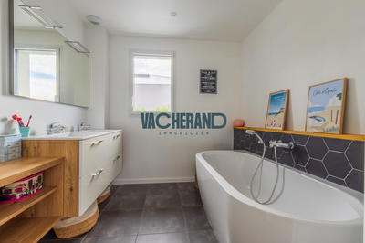 Maison - 150 m² - 5 pièces