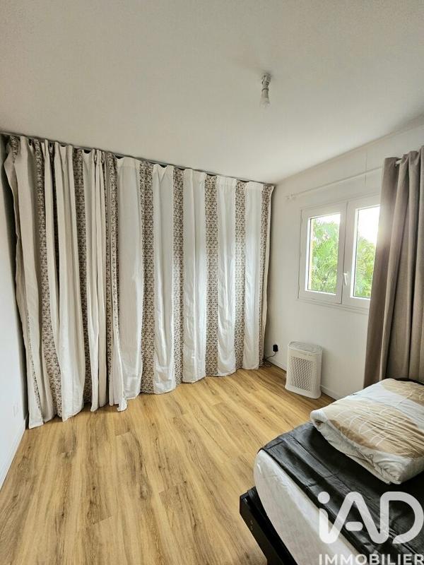 Maison - 96 m² - 4 pièces