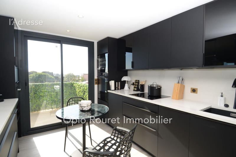 Appartement - 76 m² - 2 pièces