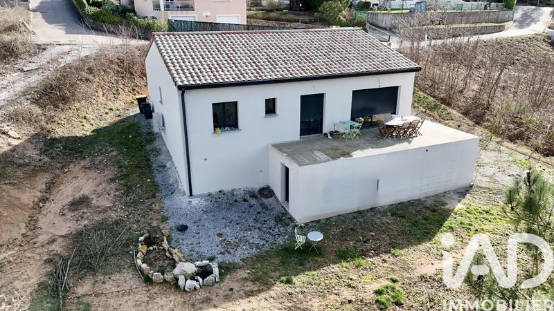 Maison - 110 m² - 5 pièces