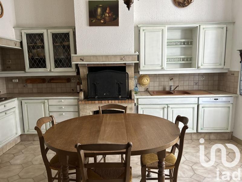 Maison de village - 318 m² - 10 pièces