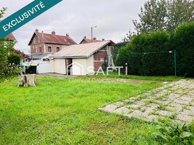 Maison - 90 m² - 5 pièces