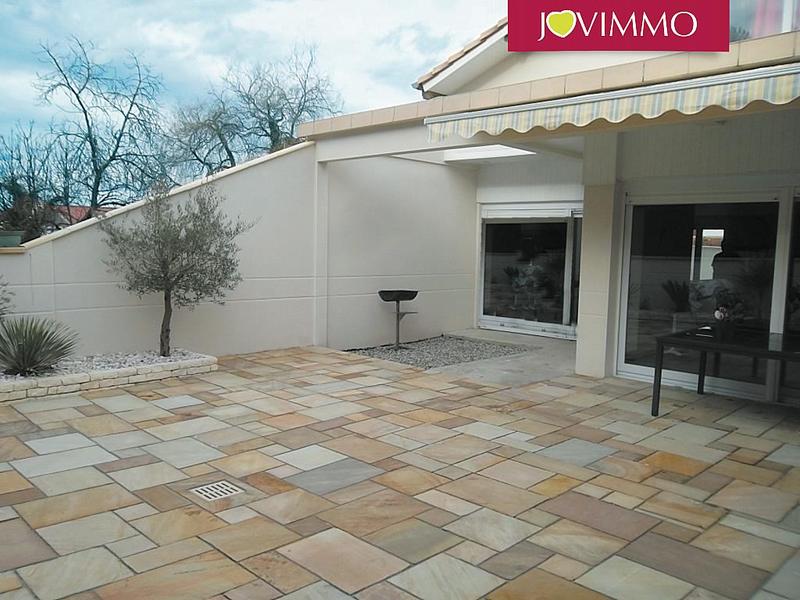 Maison - 181 m² - 5 pièces