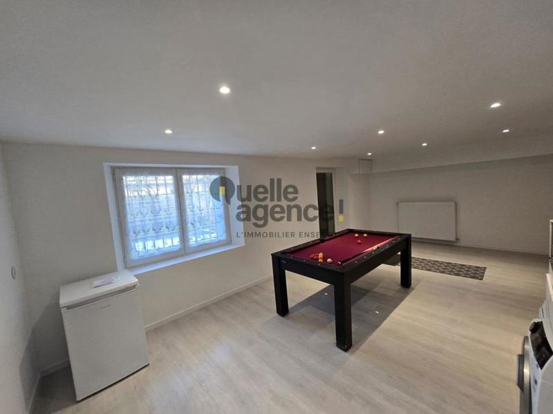 Maison - 192 m² - 8 pièces