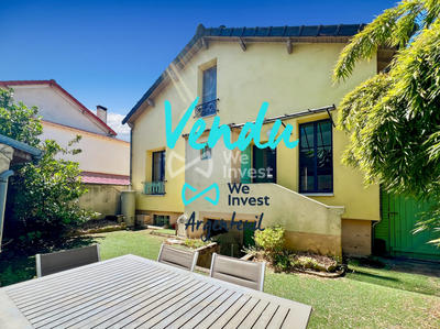 Maison - 93 m² - 5 pièces