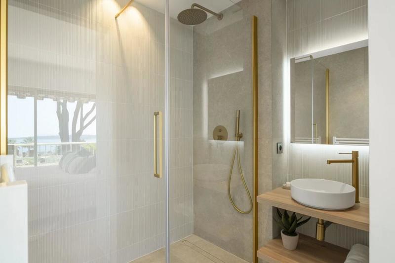 Appartement - 121 m² - 5 pièces