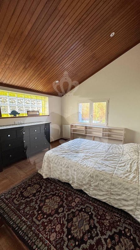 Maison - 161 m² - 7 pièces