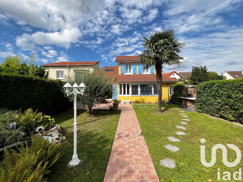 Maison - 117 m² - 5 pièces