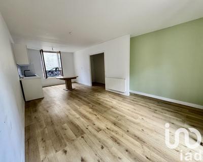 Appartement - 64 m² - 4 pièces