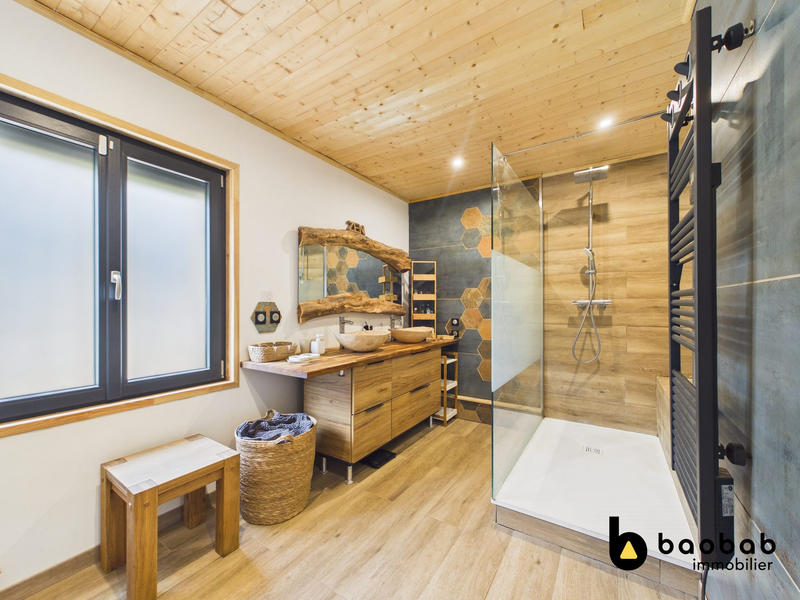 Maison contemporaine - 175 m² - 7 pièces