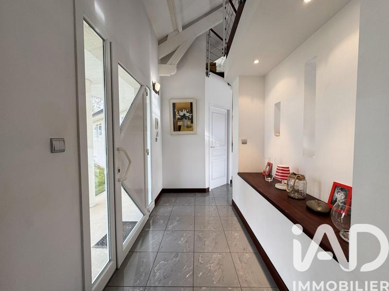 Maison - 200 m² - 5 pièces