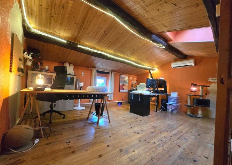 Maison - 141 m² - 4 pièces