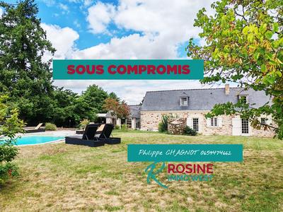 Maison - 194 m² - 9 pièces