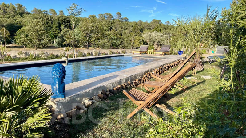 Villa - 110 m² - 4 pièces