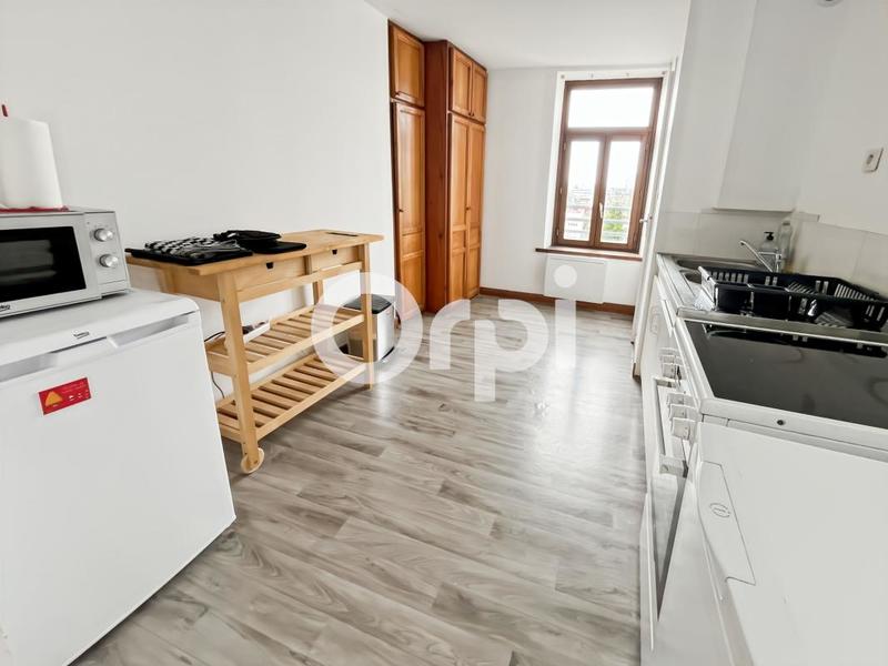 Studio - 27 m² - 1 pièce