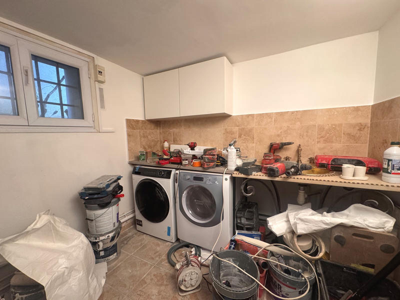 Maison - 142 m² - 1 pièce