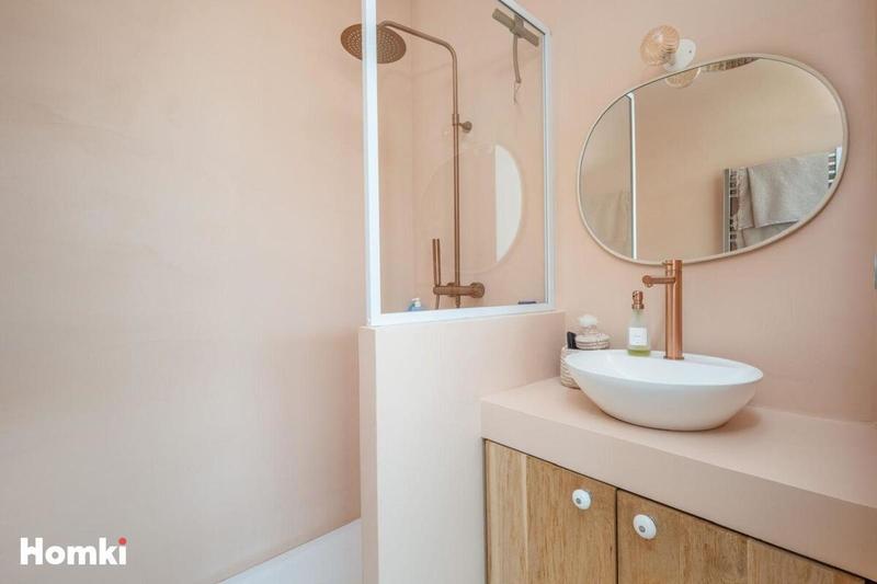 Appartement - 80 m² - 3 pièces