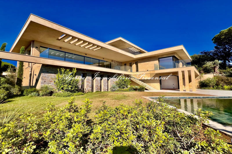 Villa - 500 m² - 7 pièces