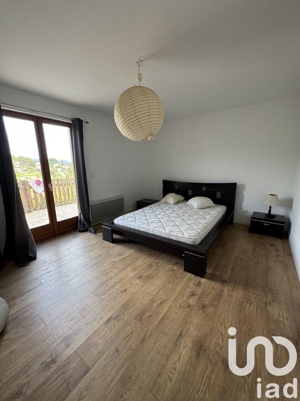 Maison - 195 m² - 8 pièces