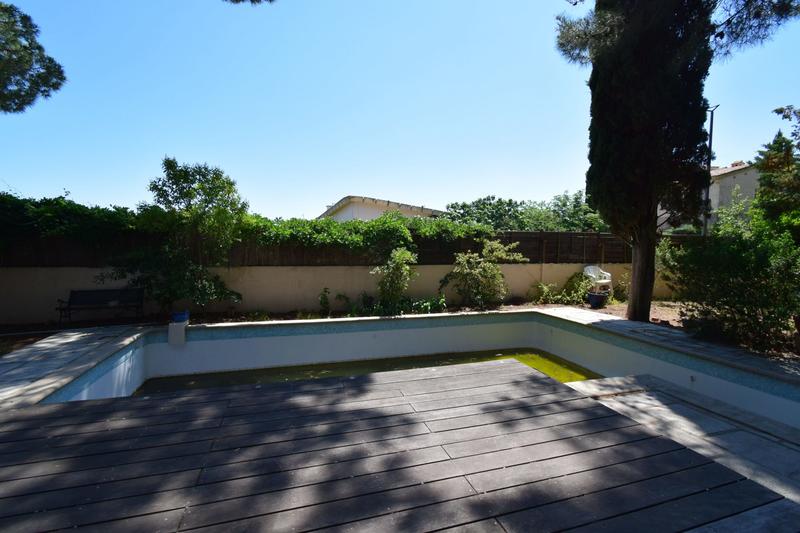 Villa - 195 m² - 6 pièces