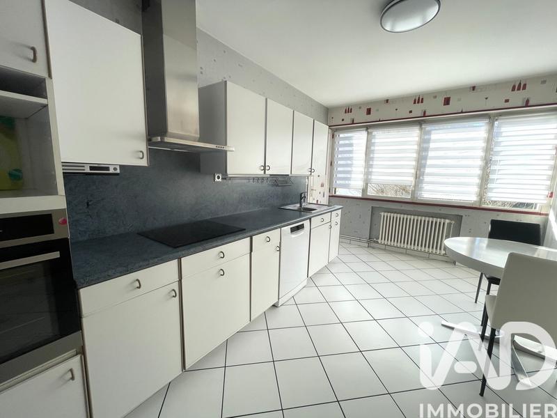 Appartement - 108 m² - 4 pièces