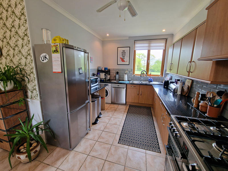 Maison - 213 m² - 6 pièces