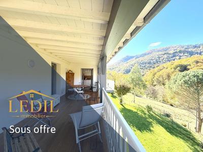 Appartement - 98 m² - 3 pièces