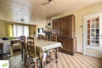 Maison - 152 m² - 8 pièces