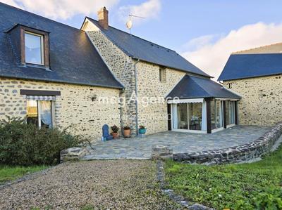 Longère - 268 m² - 13 pièces