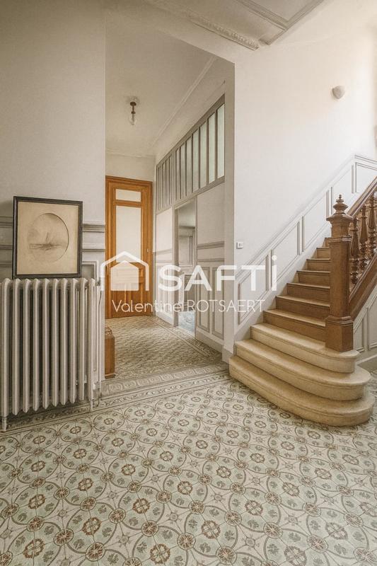 Hôtel particulier - 590 m² - 16 pièces