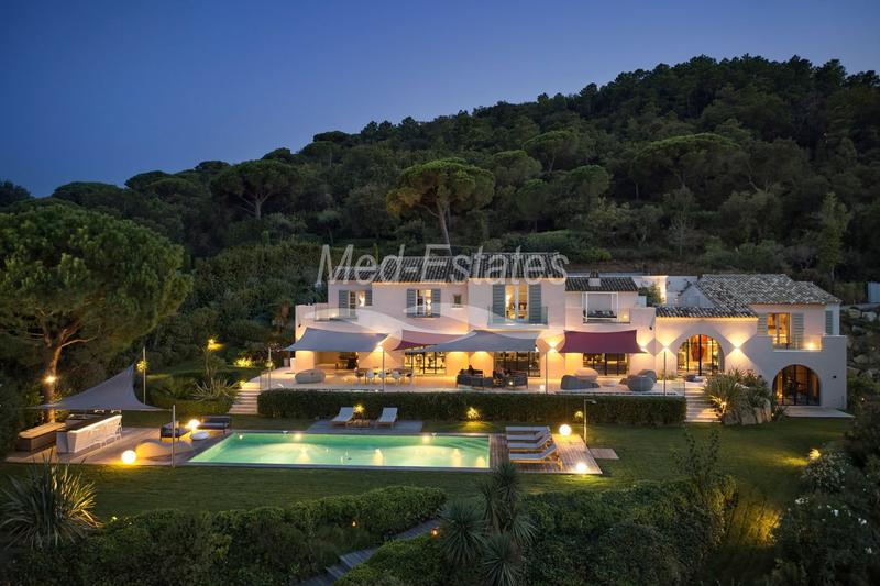 Villa - 550 m² - 10 pièces