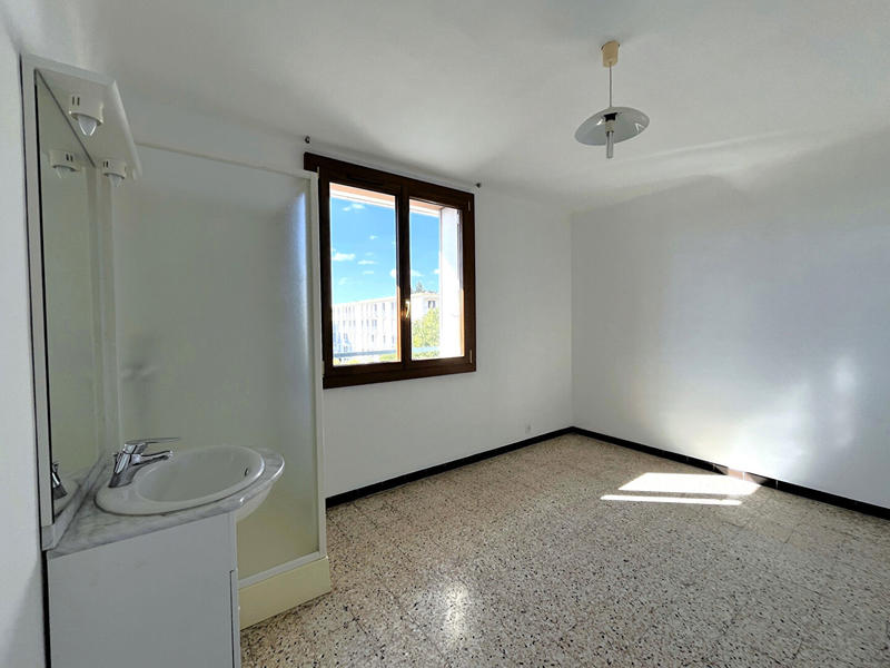 Appartement - 93 m² - 4 pièces